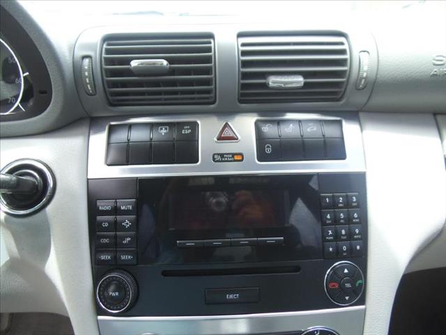 2005 Mercedes-Benz C-Class GL I4 Manual