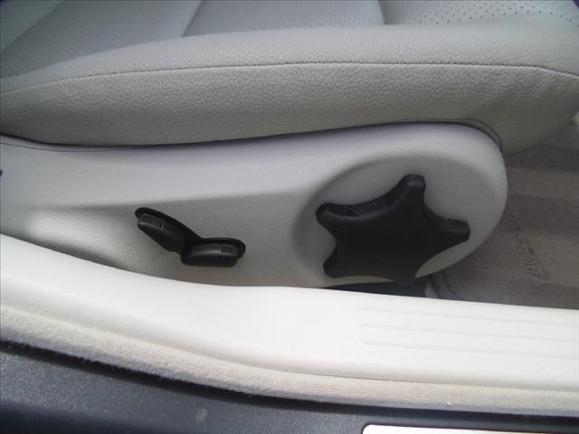 2005 Mercedes-Benz C-Class GL I4 Manual