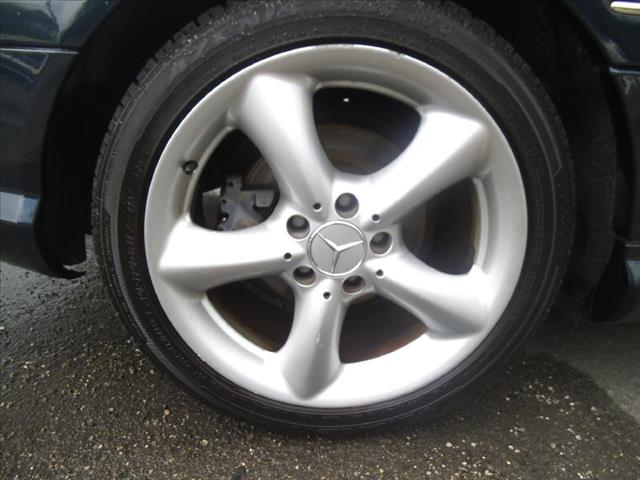 2005 Mercedes-Benz C-Class GL I4 Manual