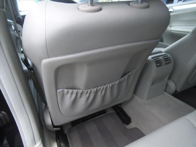 2005 Mercedes-Benz C-Class GL I4 Manual