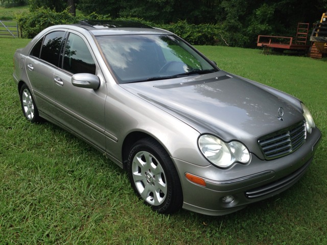 2005 Mercedes-Benz C-Class LTZ Sport Utility Pickup 4D 5 1/4 Ft