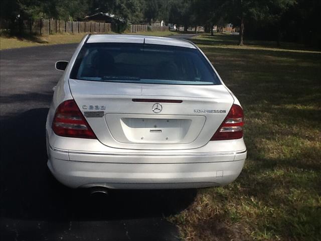 2005 Mercedes-Benz C-Class 5DR 4WD CREW CA