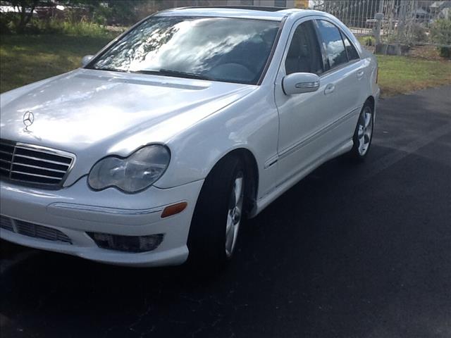 2005 Mercedes-Benz C-Class 5DR 4WD CREW CA