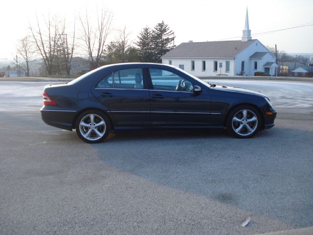 2005 Mercedes-Benz C-Class 5DR 4WD CREW CA