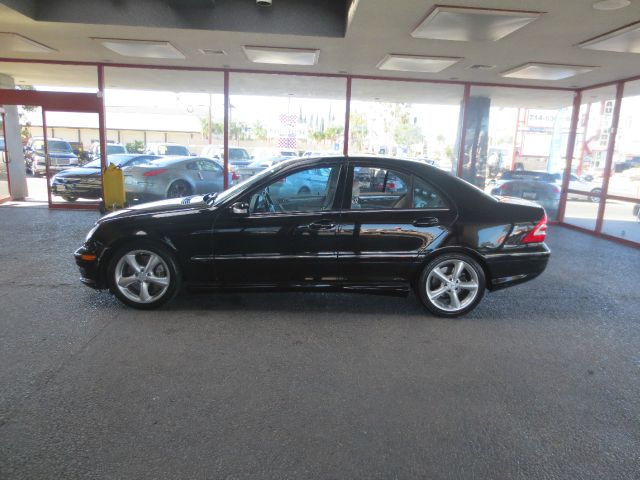 2005 Mercedes-Benz C-Class 5DR 4WD CREW CA