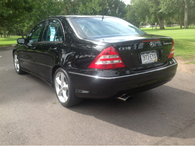 2005 Mercedes-Benz C-Class 5DR 4WD CREW CA