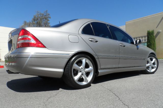 2005 Mercedes-Benz C-Class 5DR 4WD CREW CA
