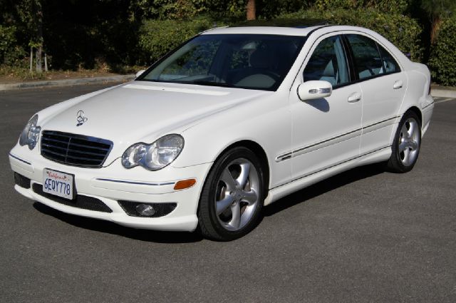 2005 Mercedes-Benz C-Class 5DR 4WD CREW CA