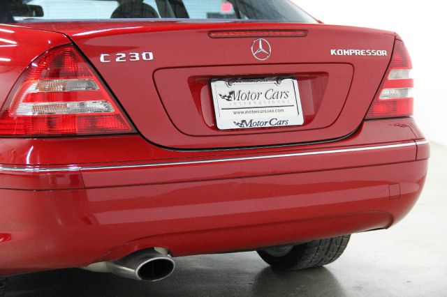 2005 Mercedes-Benz C-Class 5DR 4WD CREW CA