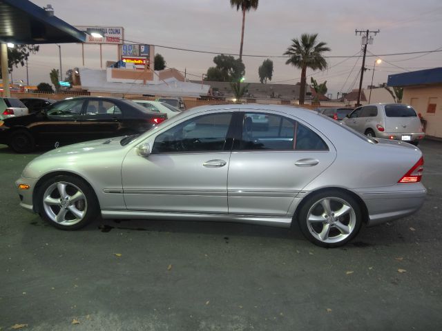 2005 Mercedes-Benz C-Class 5DR 4WD CREW CA