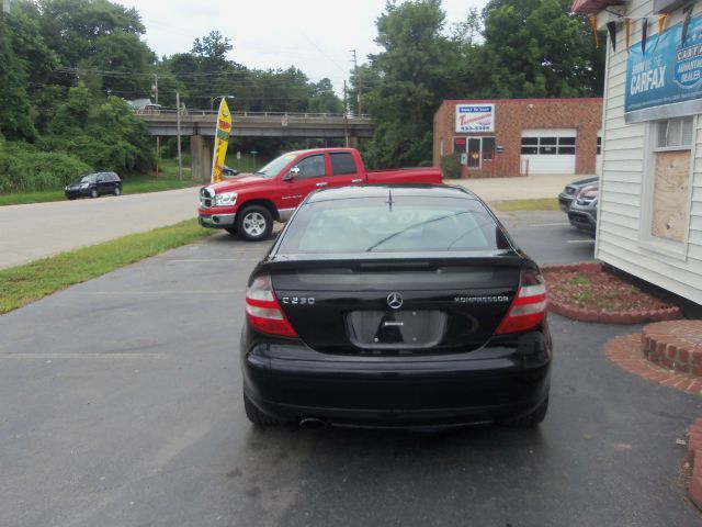 2005 Mercedes-Benz C-Class 1994 Toyota DX