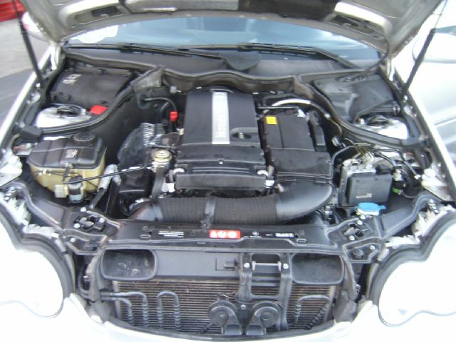 2005 Mercedes-Benz C-Class 5DR 4WD CREW CA