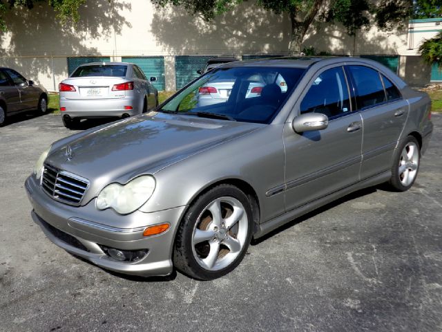 2005 Mercedes-Benz C-Class 5DR 4WD CREW CA