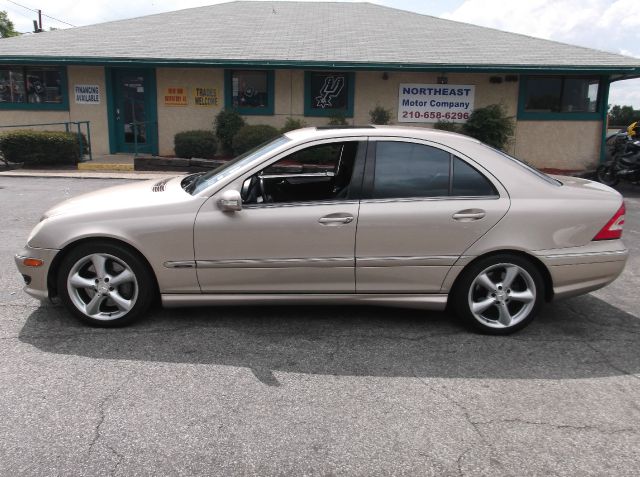 2005 Mercedes-Benz C-Class 5DR 4WD CREW CA