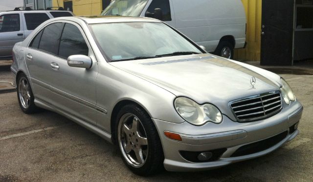 2005 Mercedes-Benz C-Class 328 IC