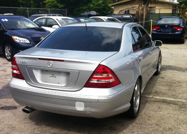 2005 Mercedes-Benz C-Class 328 IC