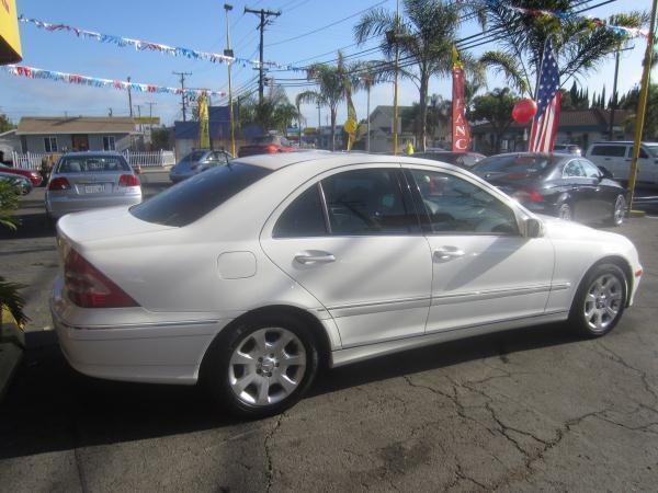2006 Mercedes-Benz C-Class Unknown