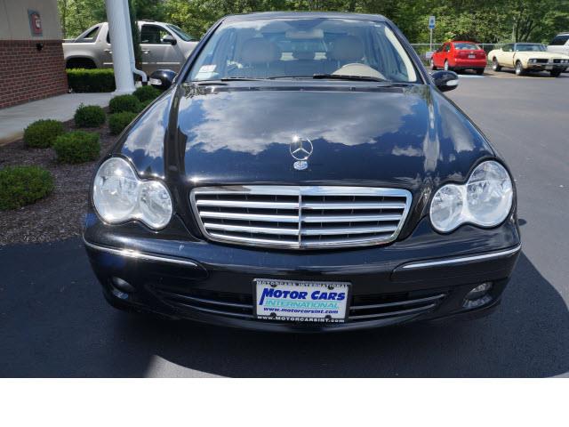 2006 Mercedes-Benz C-Class 2500/sle