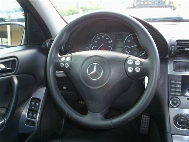 2006 Mercedes-Benz C-Class SL K-15
