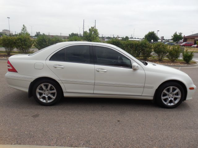 2007 Mercedes-Benz C-Class SLE Duramax 4X4