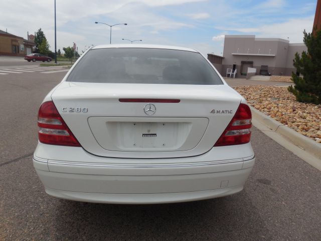 2007 Mercedes-Benz C-Class SLE Duramax 4X4