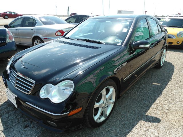 2007 Mercedes-Benz C-Class V6 - AWD