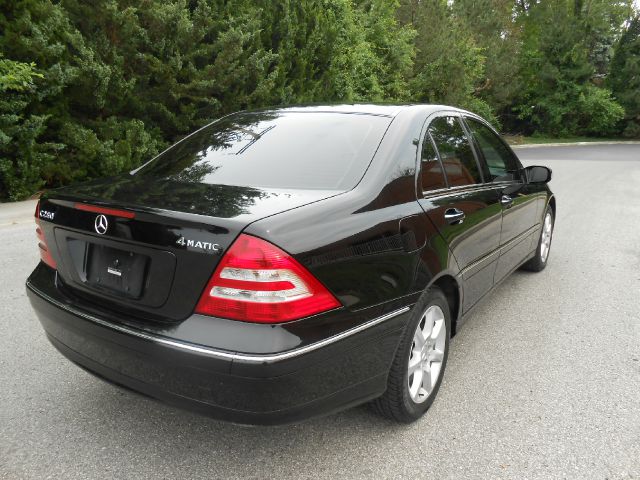 2007 Mercedes-Benz C-Class SLE Duramax 4X4