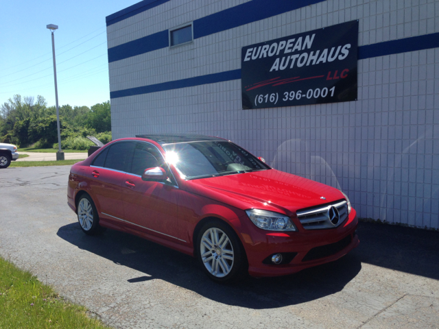 2008 Mercedes-Benz C-Class Crewcab Denali AWD