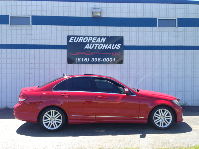 2008 Mercedes-Benz C-Class Crewcab Denali AWD