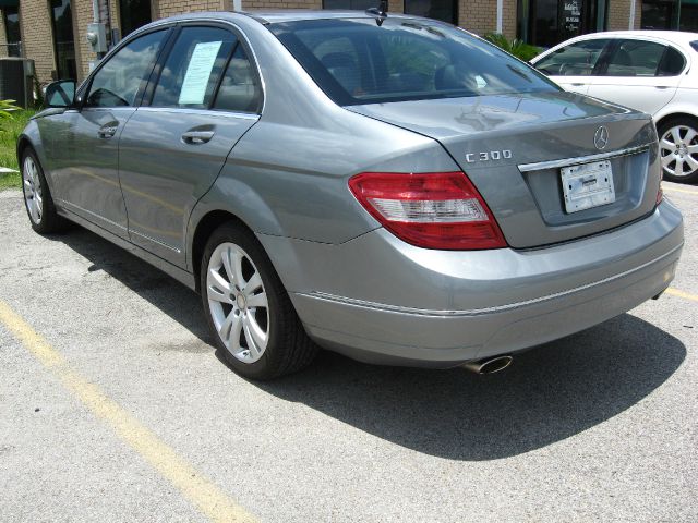 2008 Mercedes-Benz C-Class 2WD Crew Cab 143.5 LTZ