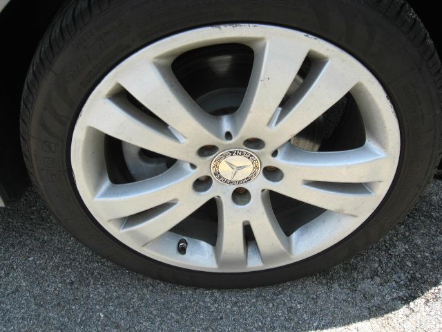 2008 Mercedes-Benz C-Class 2WD Crew Cab 143.5 LTZ