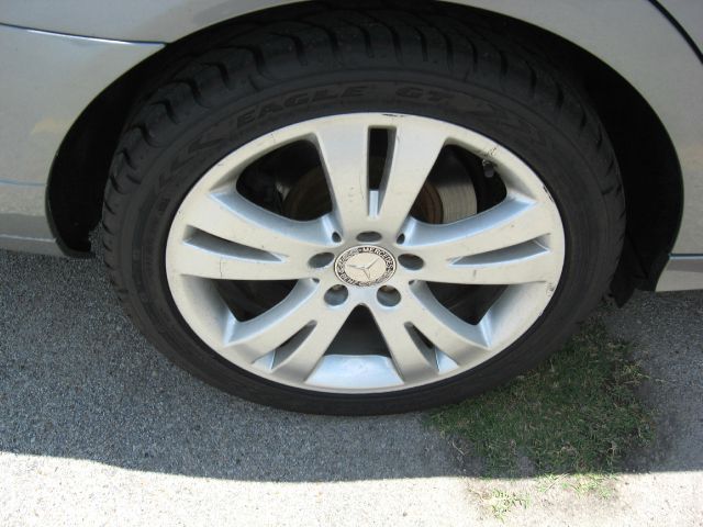 2008 Mercedes-Benz C-Class 2WD Crew Cab 143.5 LTZ