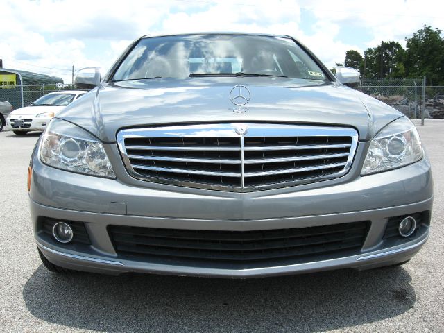 2008 Mercedes-Benz C-Class 2WD Crew Cab 143.5 LTZ