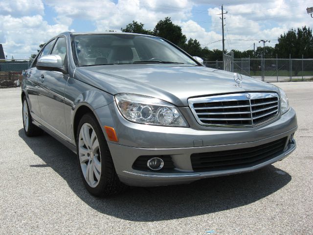 2008 Mercedes-Benz C-Class 2WD Crew Cab 143.5 LTZ