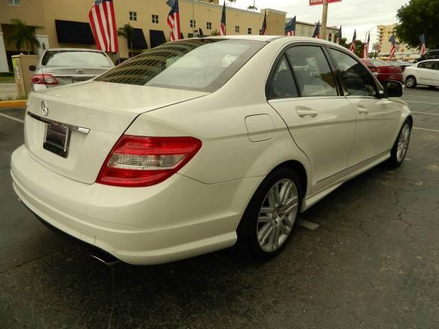 2008 Mercedes-Benz C-Class 1500 Rear-wheel Drive