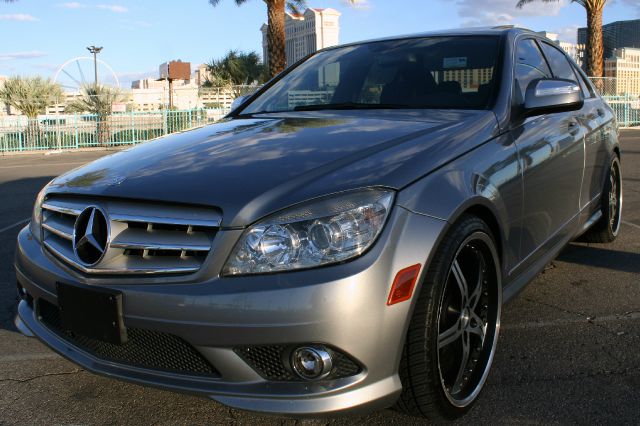2008 Mercedes-Benz C-Class 2WD Crew Cab 143.5 LTZ