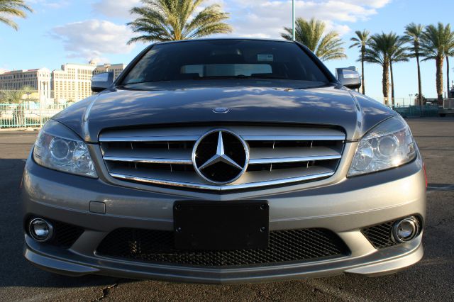 2008 Mercedes-Benz C-Class 2WD Crew Cab 143.5 LTZ