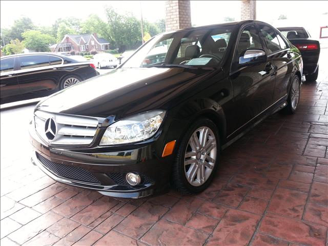 2009 Mercedes-Benz C-Class 4dr Sdn Manual (natl)