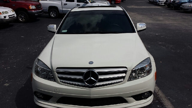 2009 Mercedes-Benz C-Class Crewcab Denali AWD