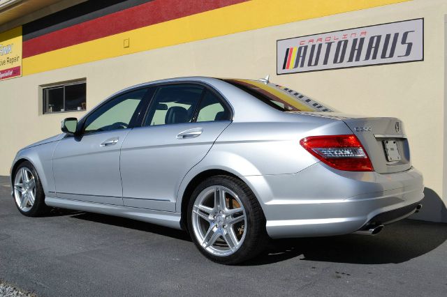 2009 Mercedes-Benz C-Class SE W/quad Seating