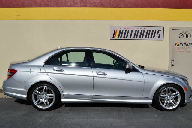2009 Mercedes-Benz C-Class SE W/quad Seating