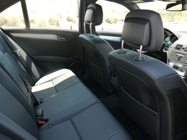 2009 Mercedes-Benz C-Class 2WD Crew Cab 143.5 LTZ