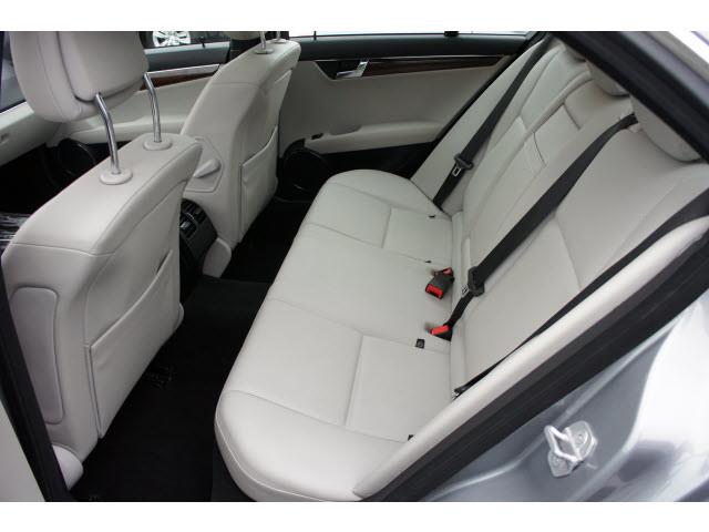 2009 Mercedes-Benz C-Class Ext.cab-4dr, SLT