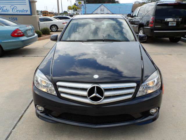 2010 Mercedes-Benz C-Class 2WD Crew Cab 143.5 LTZ
