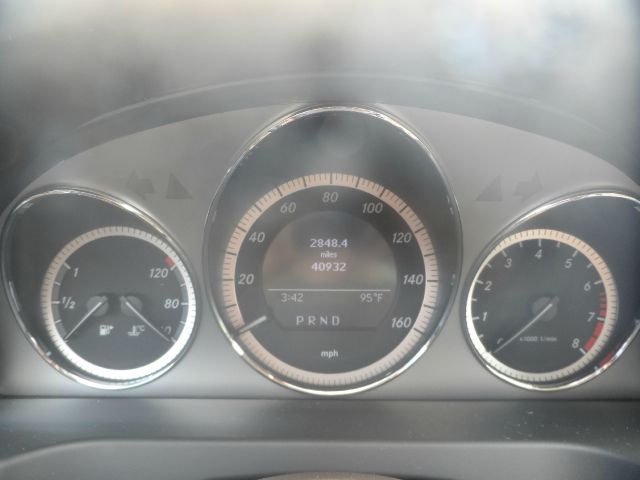 2010 Mercedes-Benz C-Class 2WD Crew Cab 143.5 LTZ