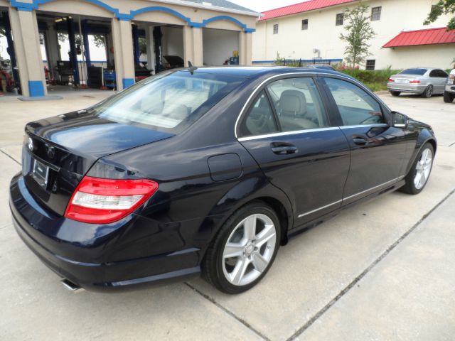 2010 Mercedes-Benz C-Class 2WD Crew Cab 143.5 LTZ