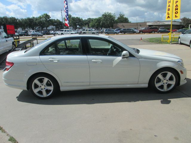 2010 Mercedes-Benz C-Class 2WD Crew Cab 143.5 LTZ