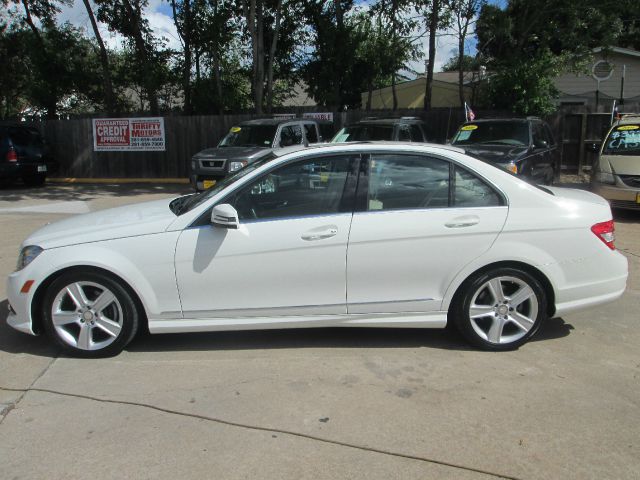 2010 Mercedes-Benz C-Class 2WD Crew Cab 143.5 LTZ