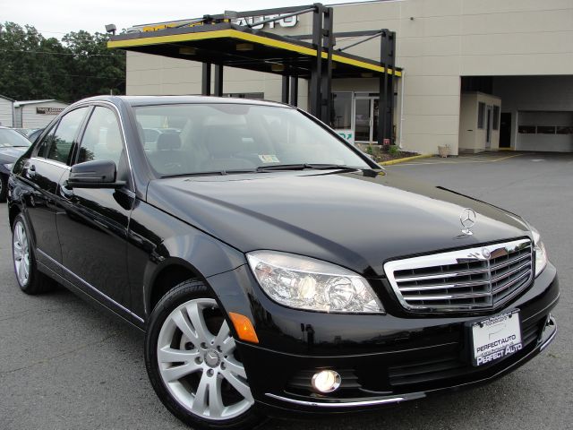 2010 Mercedes-Benz C-Class Crewcab Denali AWD