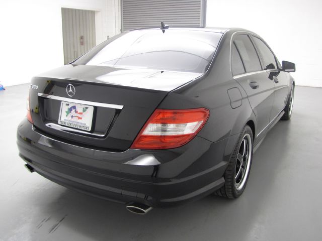 2010 Mercedes-Benz C-Class Crewcab Denali AWD